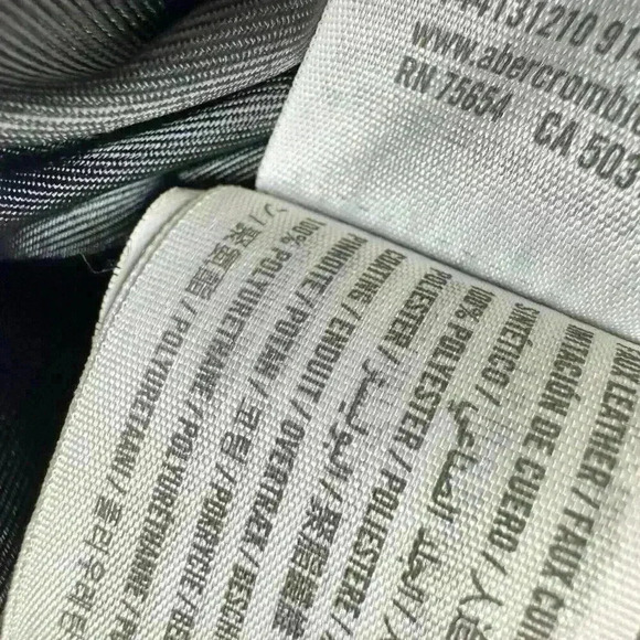 Abercrombie & Fitch Puffer Vest Womens Small Black Vegan Leather Oversized - Picture 7 of 10